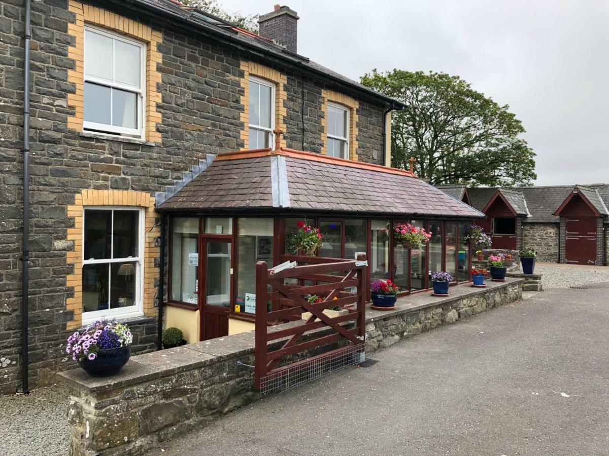 مبيت وإفطار آبيريستويث Llangwyryfon Country Breaks المظهر الخارجي الصورة